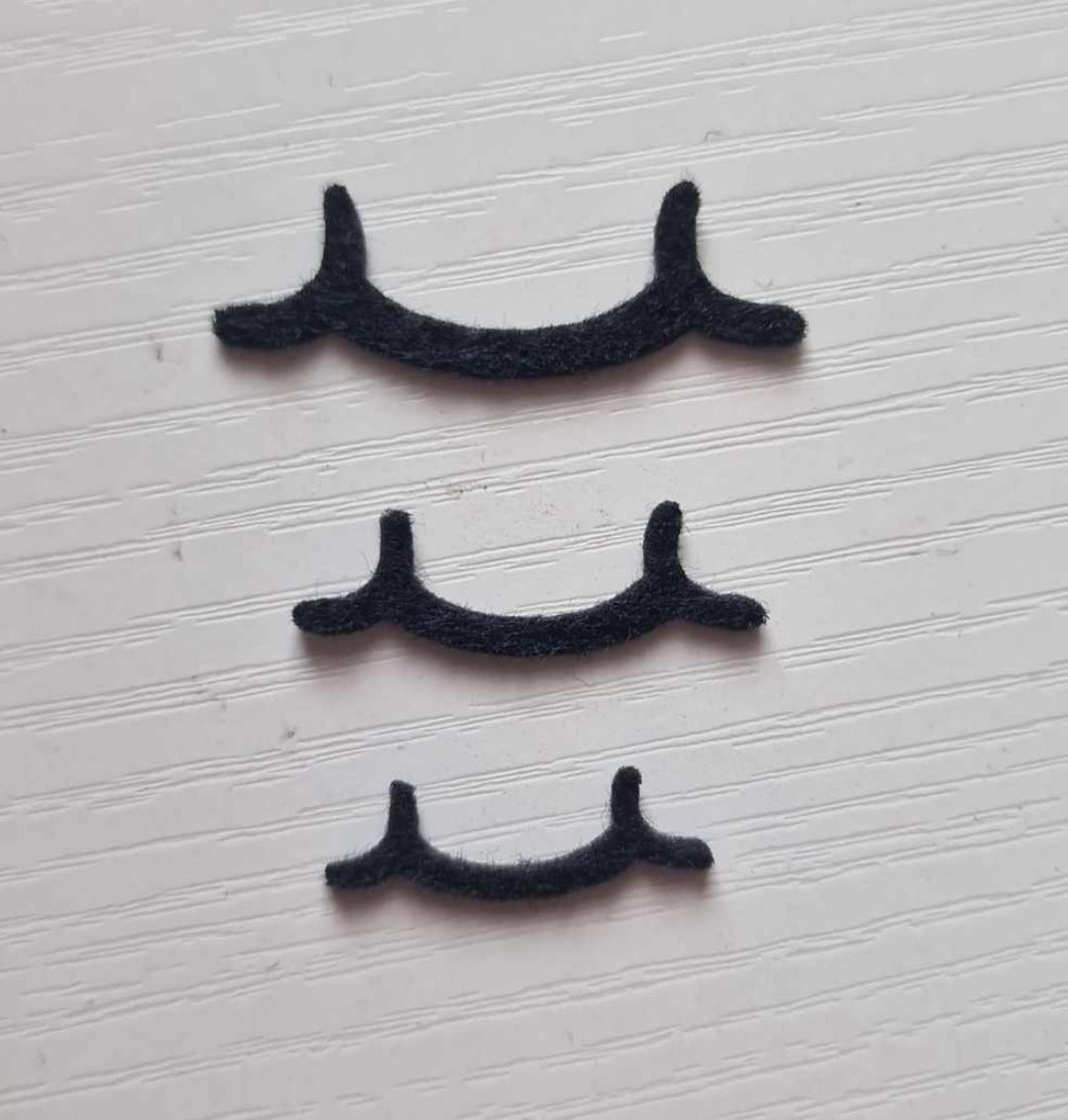 10-pack Felt Smiles